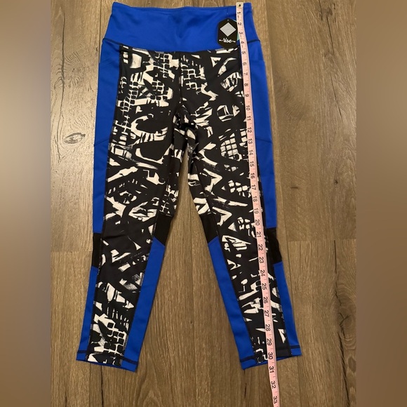 NWT LuLaRoe Rise Fearless Athletic Legging Size Med - Picture 7 of 9